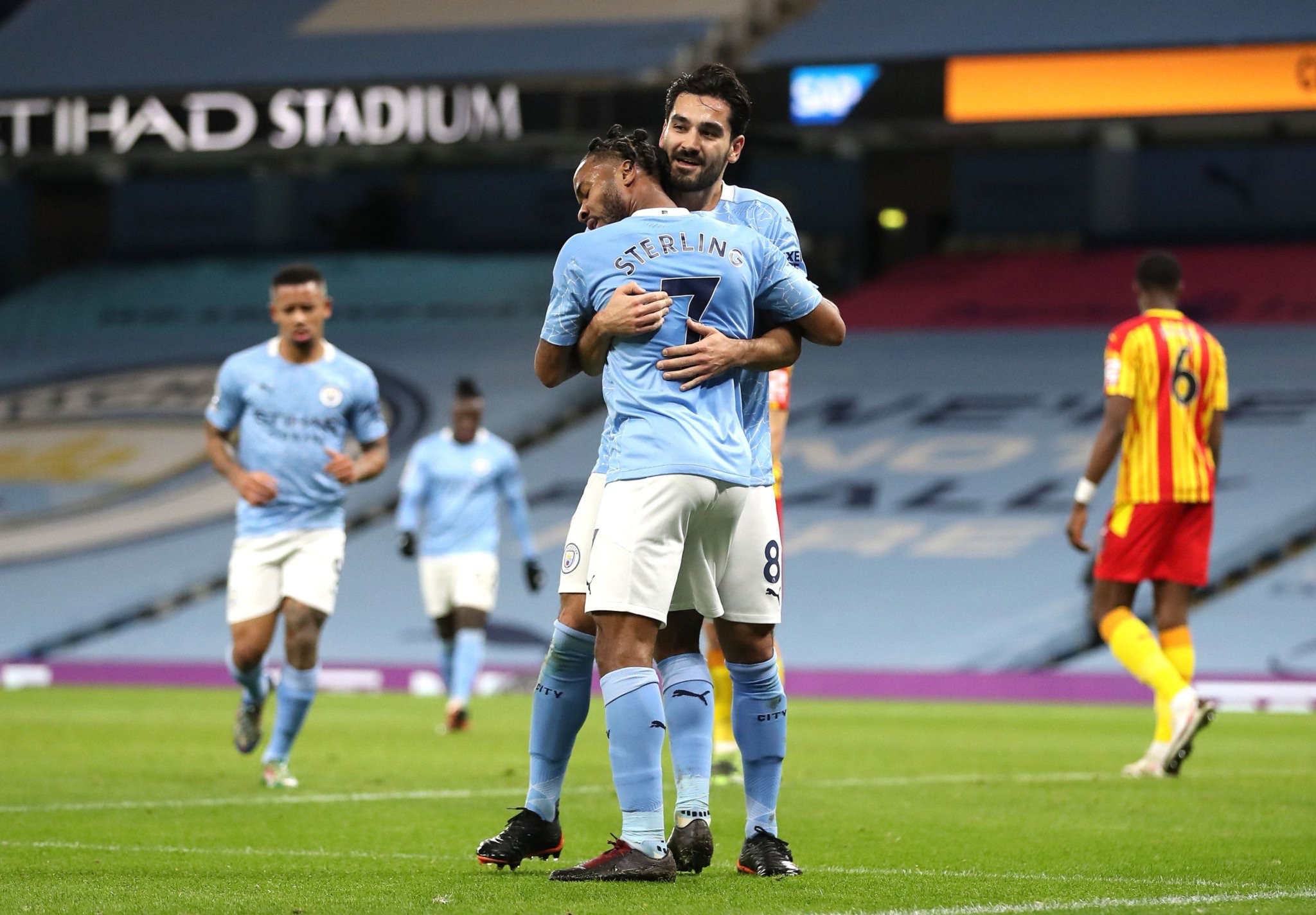 自己手中 自己手中