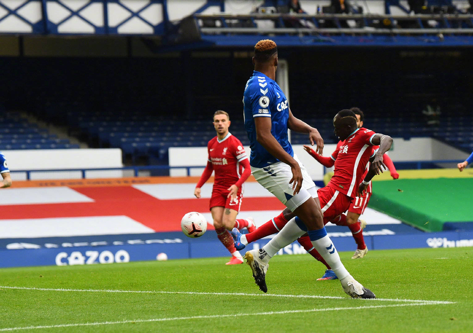 广厦的防守 广厦的防守